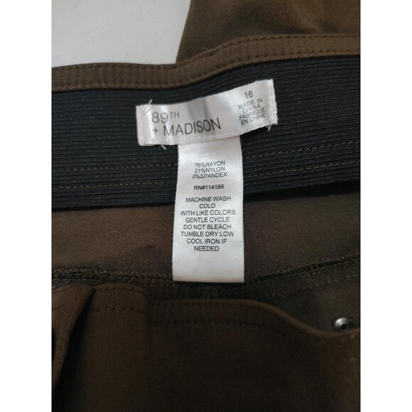 89th + Madison Capris Women’s 16 Brown - Picture 3 of 3